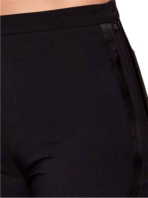 Pantalone in crêpe con banda laterale Elisabetta Franchi | PA18462E2110